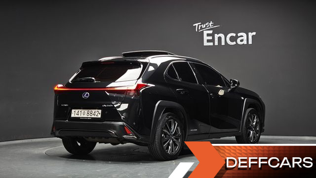 Lexus UX 2.0 F-Sport 2WD купить на сайте DeffCars