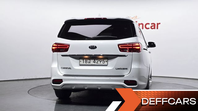 Kia CARNIVAL 7-Seater Limousine President купить на сайте DeffCars