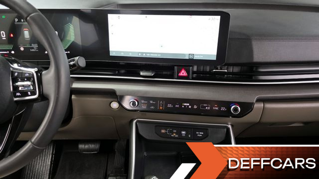 Kia CARNIVAL 9-Seater Prestige купить на сайте DeffCars