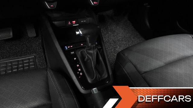 Kia STONIC 1.4 Trendy купить на сайте DeffCars