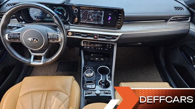 Kia K5 Signature купить на сайте DeffCars