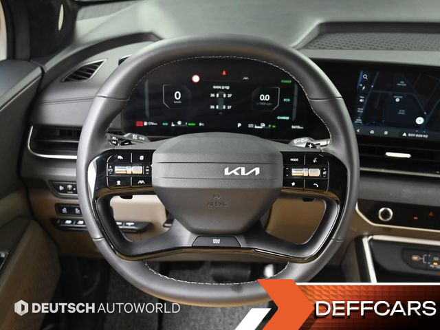 Kia CARNIVAL HEV 9-Seater Hi-Limousine (Special vehicle) купить на сайте DeffCars