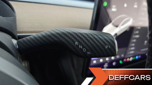 Tesla MODEL Y Standard Range RWD купить на сайте DeffCars