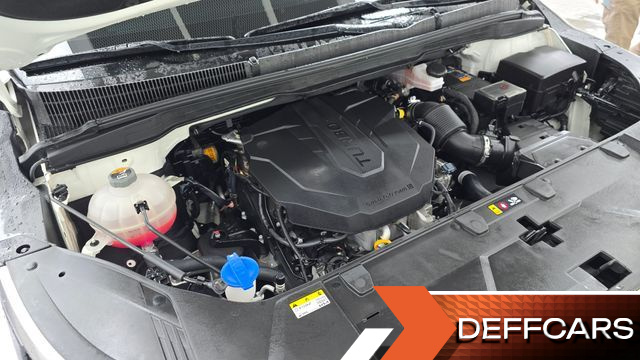Kia CARNIVAL 7-Seater Noblesse купить на сайте DeffCars