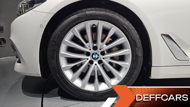 BMW 5-SERIES 530i Luxury Plus купить на сайте DeffCars