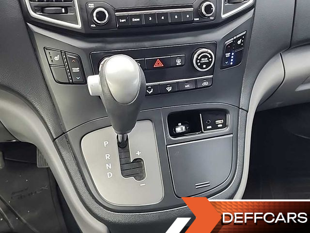 Hyundai STAREX Wagon 11-Seater Smart купить на сайте DeffCars