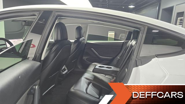 Tesla MODEL 3 Long Range AWD купить на сайте DeffCars