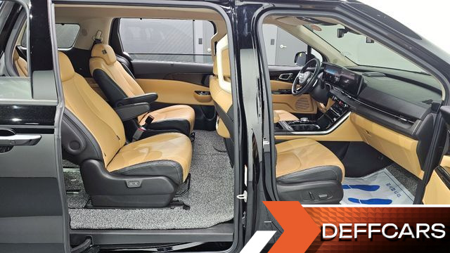 Kia CARNIVAL 9-Seater Noblesse купить на сайте DeffCars