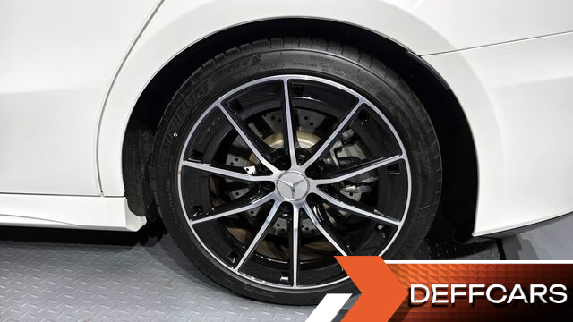 Mercedes A-CLASS AMG A35 4MATIC Sedan купить на сайте DeffCars