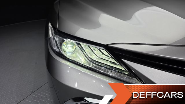 Toyota CAMRY 2.5 XLE Hybrid купить на сайте DeffCars