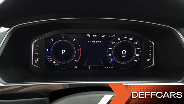Volkswagen TIGUAN 2.0 TDI Premium купить на сайте DeffCars