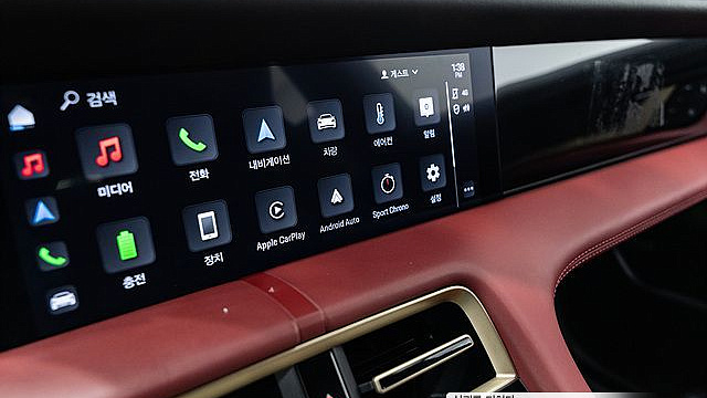 Porsche TAYCAN 4 Cross Turismo купить на сайте DeffCars