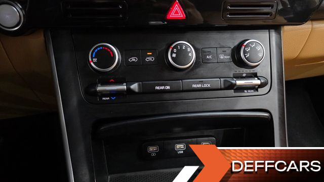 Kia CARNIVAL Gasoline 9-Seater Prestige купить на сайте DeffCars