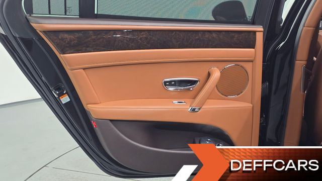 Bentley FLYING SPUR 4.0 купить на сайте DeffCars