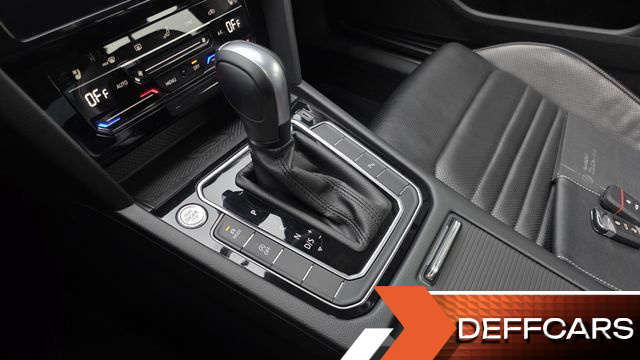 Volkswagen PASSAT 2.0 TDI Prestige купить на сайте DeffCars