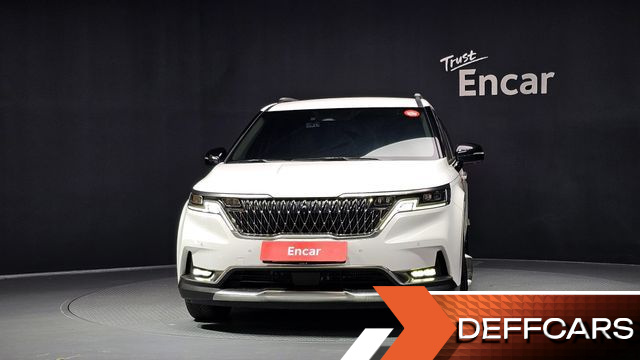 Kia CARNIVAL Diesel 9-Seater Signature купить на сайте DeffCars
