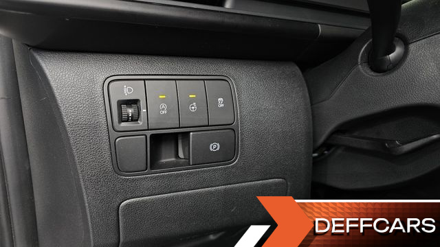 Hyundai STARIA Tourer 9-Seater Modern купить на сайте DeffCars