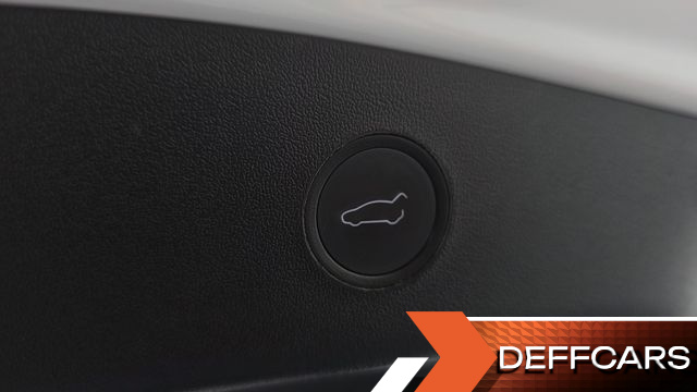 Tesla MODEL 3 Long Range AWD купить на сайте DeffCars