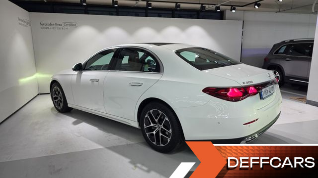 Mercedes E-CLASS E200 Exclusive купить на сайте DeffCars
