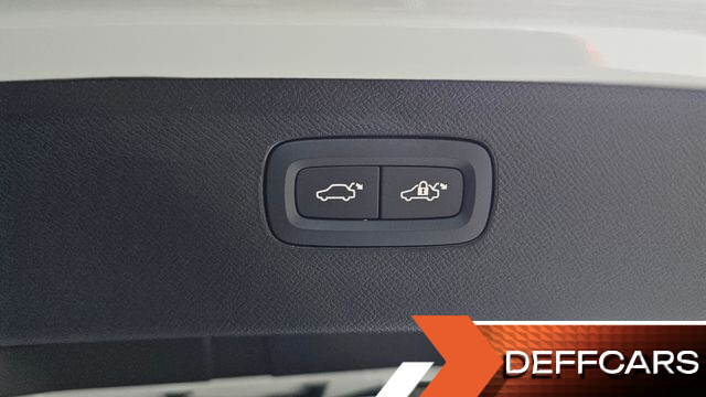 Volvo XC90 T8 Ultra Dark Hybrid купить на сайте DeffCars