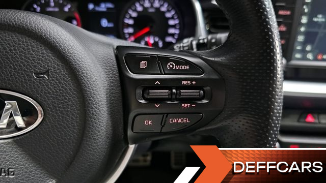 Kia STONIC Diesel 1.6 Prestige купить на сайте DeffCars