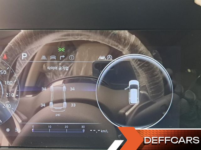 Kia CARNIVAL Diesel 9-Seater Hi-Limousine Signature купить на сайте DeffCars