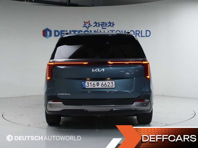 Kia CARNIVAL Gasoline 9-Seater Signature купить на сайте DeffCars