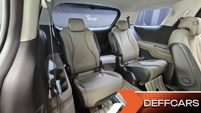 Kia CARNIVAL 9-Seater Prestige купить на сайте DeffCars