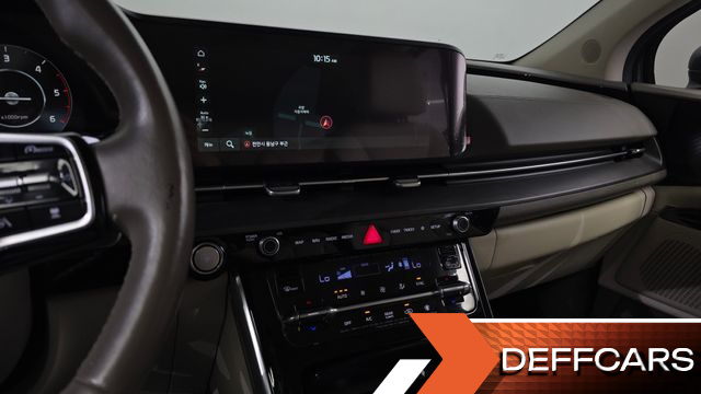 Kia CARNIVAL 7-Seater Signature купить на сайте DeffCars