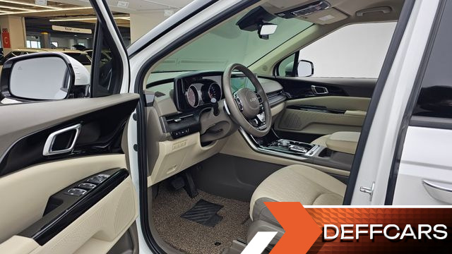 Kia CARNIVAL 9-Seater Noblesse купить на сайте DeffCars