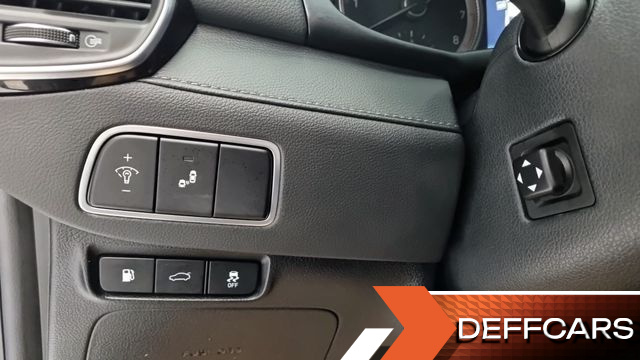 Hyundai GRANDEUR 3.0 LPi Dsabled Person Exclusive Special купить на сайте DeffCars