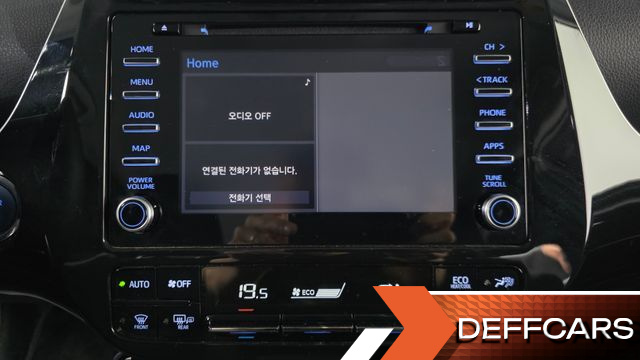Toyota PRIUS 1.8 купить на сайте DeffCars