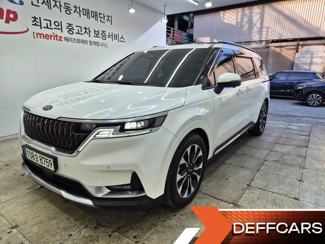 Kia CARNIVAL 7-Seater Signature купить на сайте DeffCars