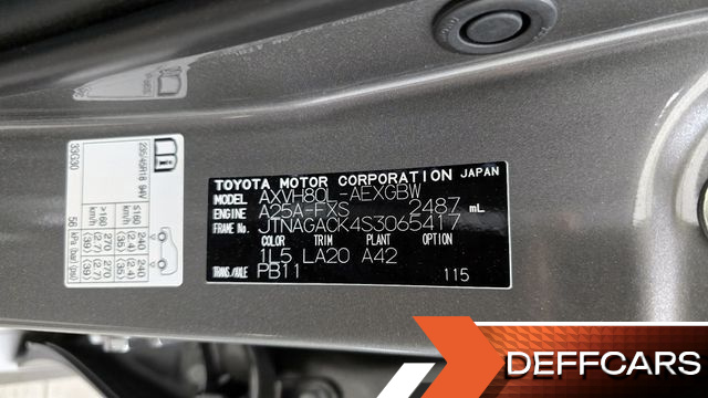 Toyota CAMRY 2.5 XLE Hybrid купить на сайте DeffCars