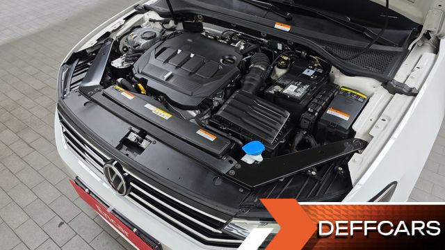 Volkswagen PASSAT 2.0 TDI Premium купить на сайте DeffCars