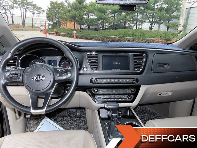 Kia CARNIVAL 9-Seater Luxury купить на сайте DeffCars
