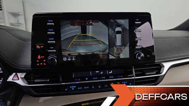 Toyota SIENNA 2.5 Hybrid AWD купить на сайте DeffCars