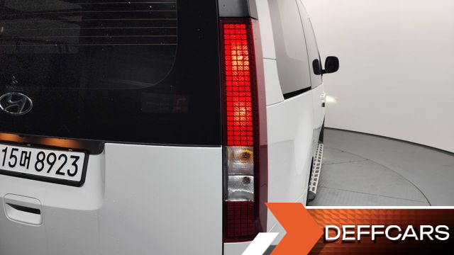 Hyundai STARIA Cargo 5-Seater Modern купить на сайте DeffCars