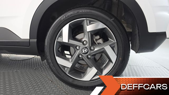 Hyundai VENUE 1,6 Premium купить на сайте DeffCars