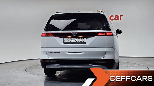Kia CARNIVAL 9-Seater Noblesse купить на сайте DeffCars