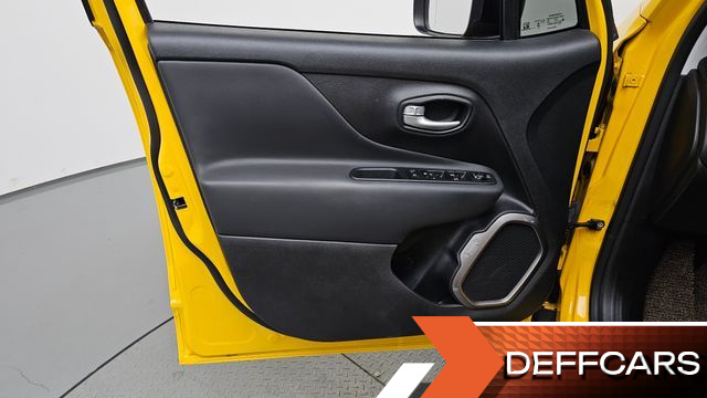 Jeep RENEGADE 1.3 Limited купить на сайте DeffCars