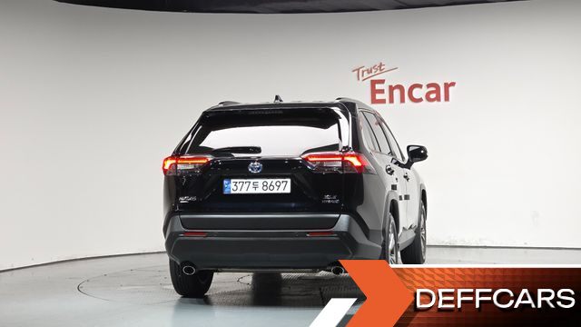 Toyota RAV4 2.5 2WD Hybrid XLE купить на сайте DeffCars