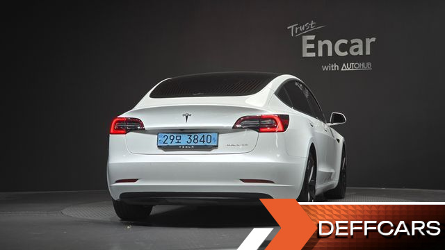 Tesla MODEL 3 Long Range AWD купить на сайте DeffCars