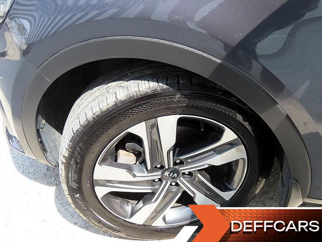 Kia SORENTO HEV 1.6 4WD Signature купить на сайте DeffCars
