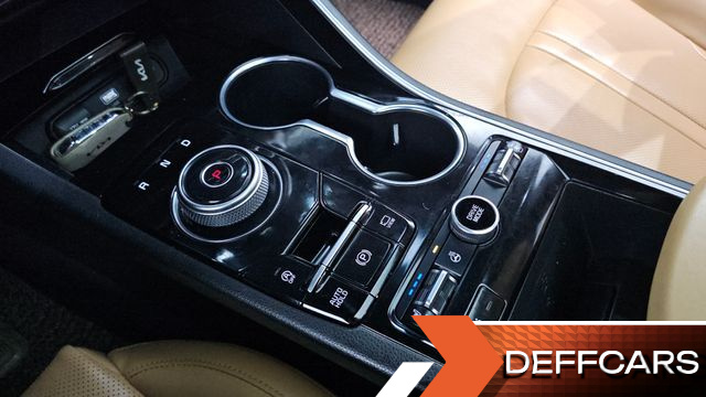 Kia K5 2.0 Prestige купить на сайте DeffCars