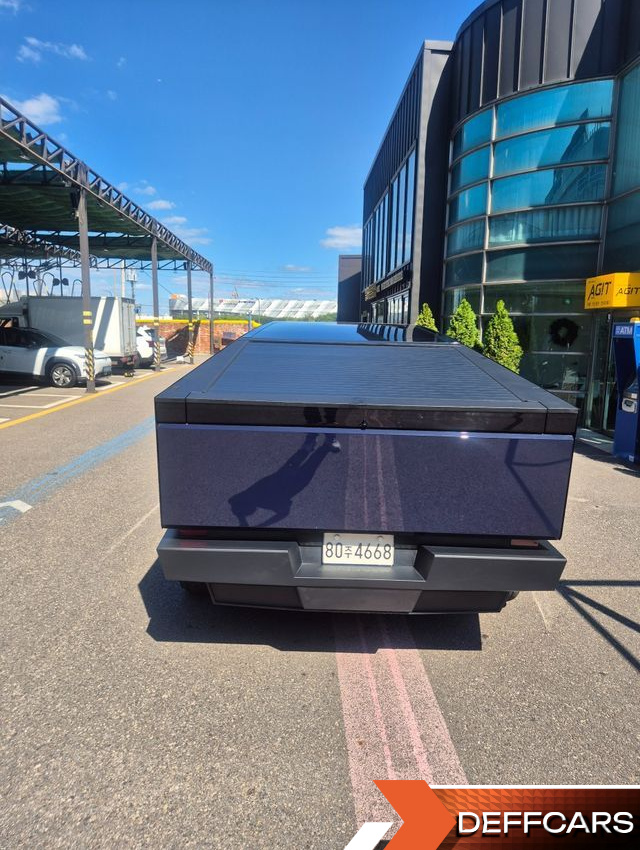 Tesla CYBERTRUCK Cyberbeast купить на сайте DeffCars