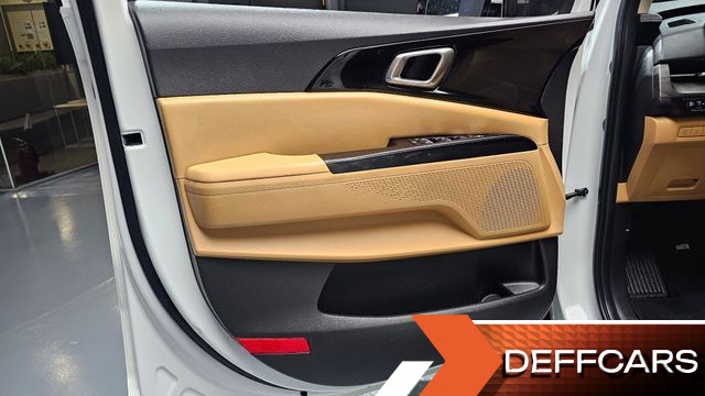 Kia CARNIVAL Diesel 9-Seater Prestige купить на сайте DeffCars
