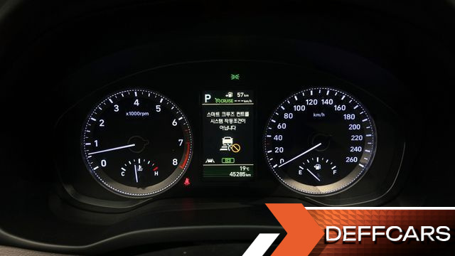 Hyundai GRANDEUR 2.4 Exclusive Special купить на сайте DeffCars