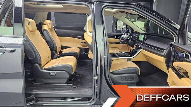 Kia CARNIVAL 9-Seater Signature купить на сайте DeffCars