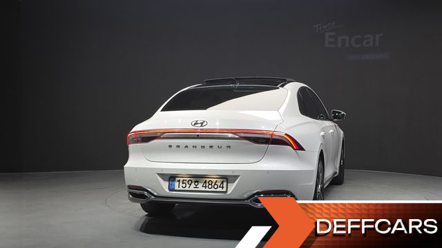 Hyundai GRANDEUR 2.5 Le Blanc купить на сайте DeffCars